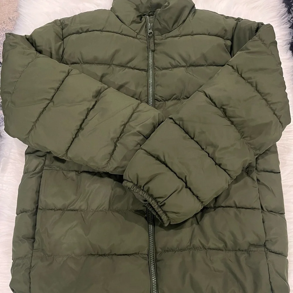 Children’s Place Olive Green Puffer Jacket XLarge